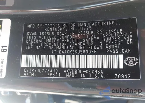 2025 Toyota Camry Le z USA, uszkodzony, nr VIN 4T1DAACK3SU580076